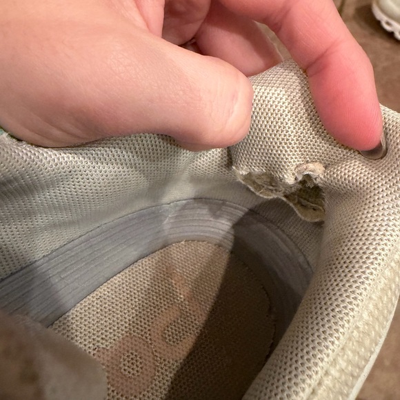 On Running Women's Swift Running Shoes - Cream and Yellow - Picture 4 of 8